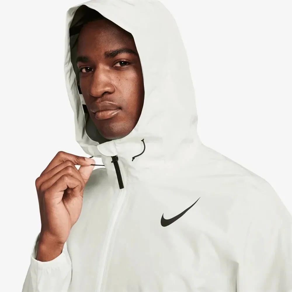 Nike AeroSwift Men Storm-FIT Aerogami Running Jacket White Medium FZ9039-121 NWT